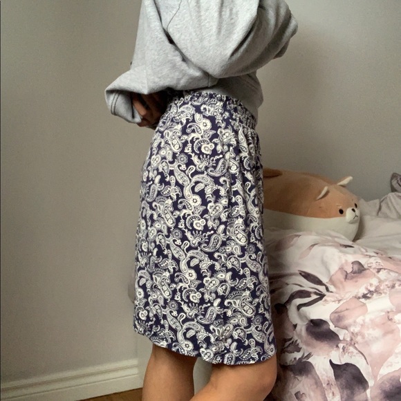 Uniqlo pattern lounge wear - Picture 2 of 3